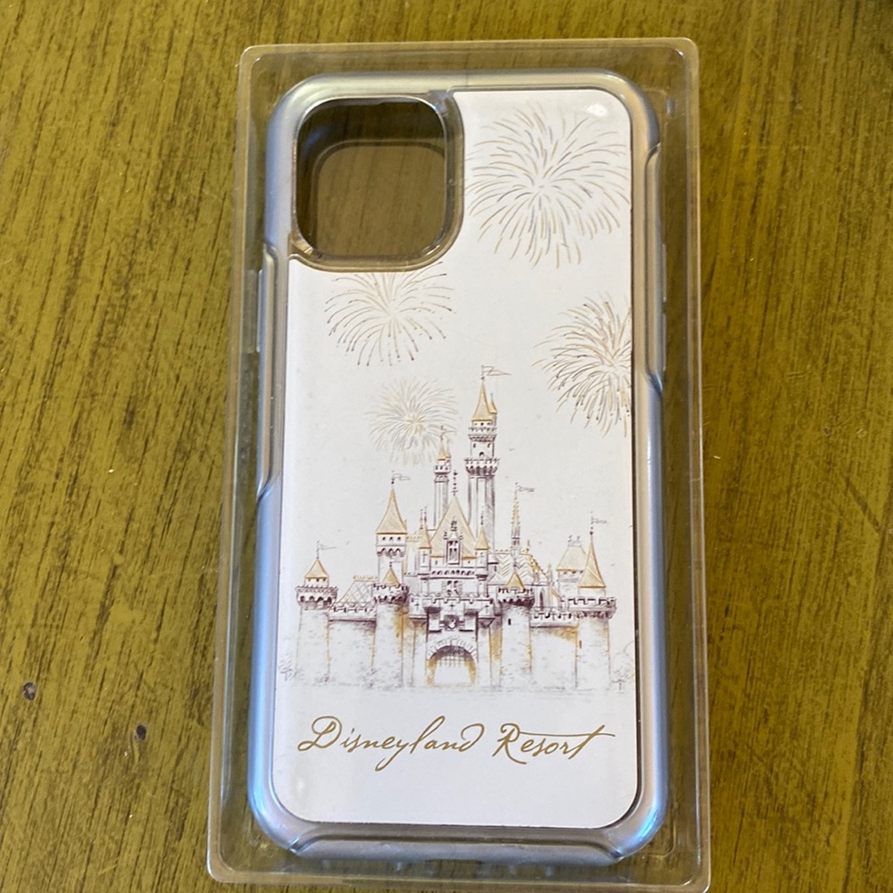 iPhone 11 Pro Disneyland Resort Castle Phone Case